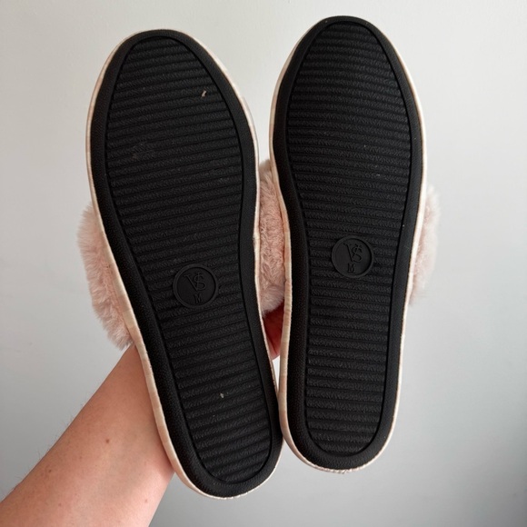 Victoria’s Secret Pink White Striped Satin Slipper Mules Faux Fur Trim Medium - Picture 4 of 6